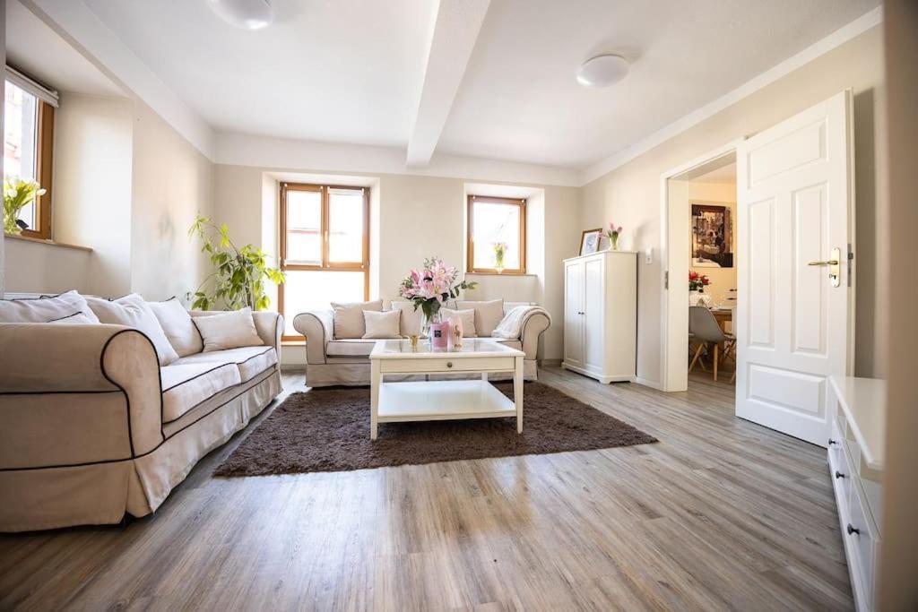 Villa Vanilla Im Burgdorf 11 P. Neidenstein ภายนอก รูปภาพ